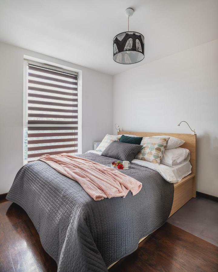 P&O Serviced Apartments Wawrzyszewska วอร์ซอ ภายนอก รูปภาพ